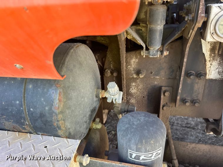 image for item DW4354 2008 International 5500i ready mix truck