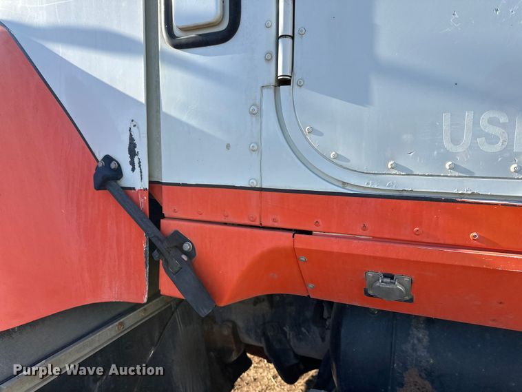 image for item DW4354 2008 International 5500i ready mix truck