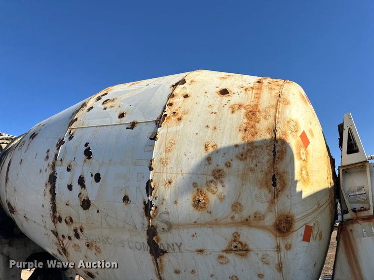 image for item DW4354 2008 International 5500i ready mix truck