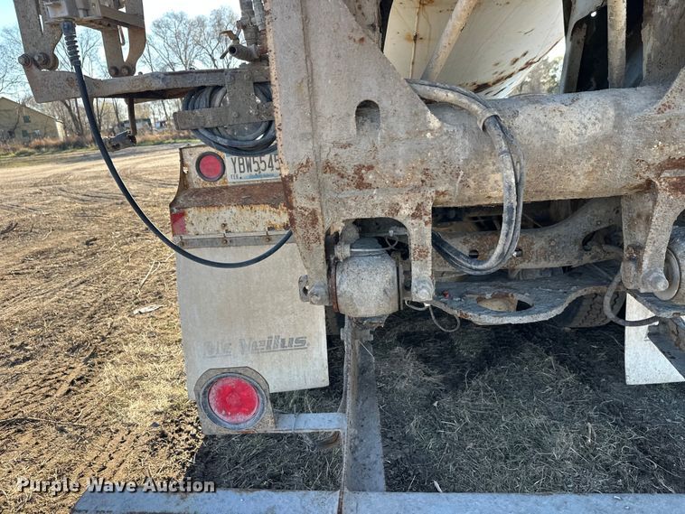 image for item DW4354 2008 International 5500i ready mix truck