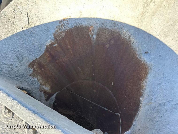 image for item DW4354 2008 International 5500i ready mix truck