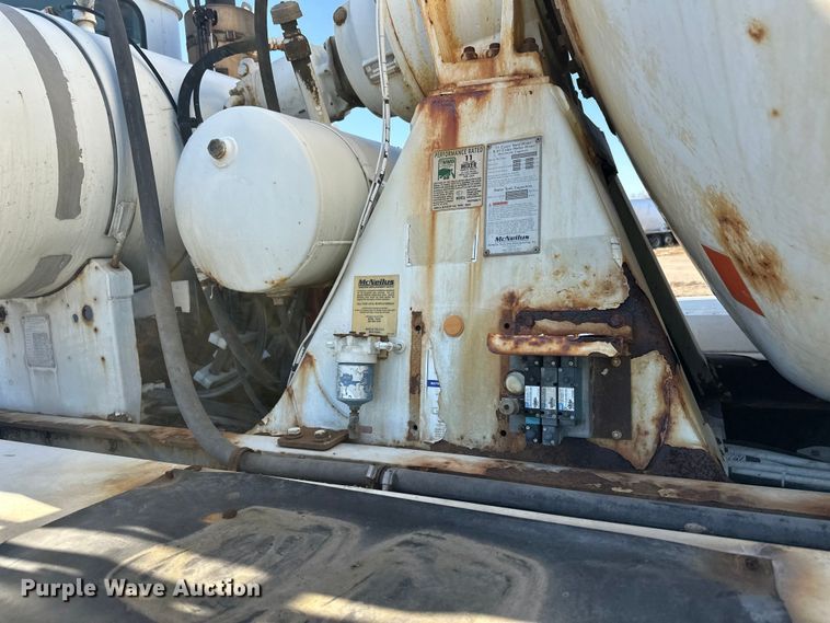 image for item DW4354 2008 International 5500i ready mix truck