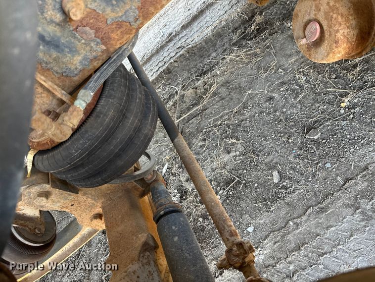 image for item DW4354 2008 International 5500i ready mix truck