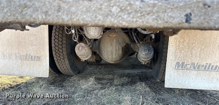 image for item DW4354 2008 International 5500i ready mix truck