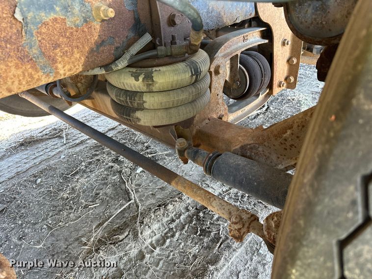 image for item DW4354 2008 International 5500i ready mix truck