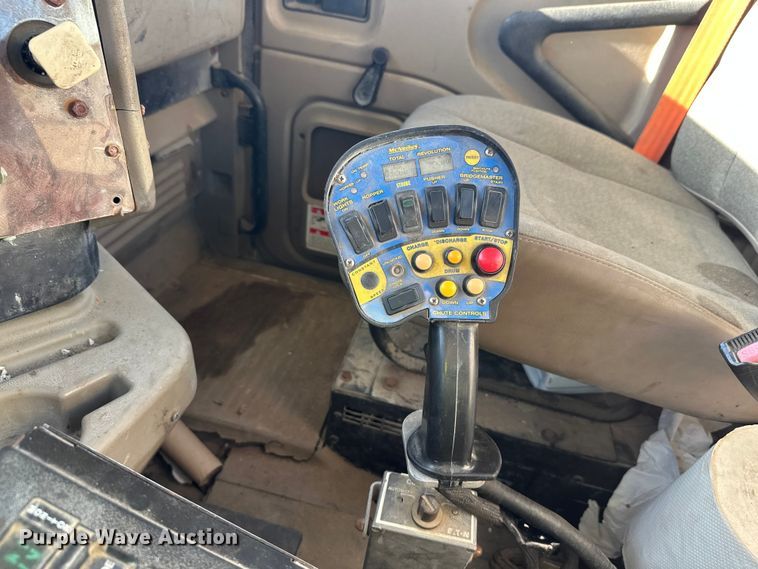 image for item DW4354 2008 International 5500i ready mix truck