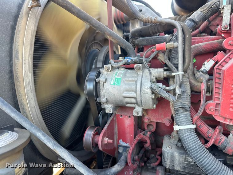 image for item DW4354 2008 International 5500i ready mix truck