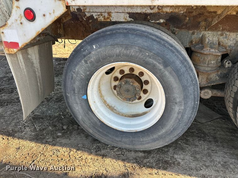 image for item DW4354 2008 International 5500i ready mix truck