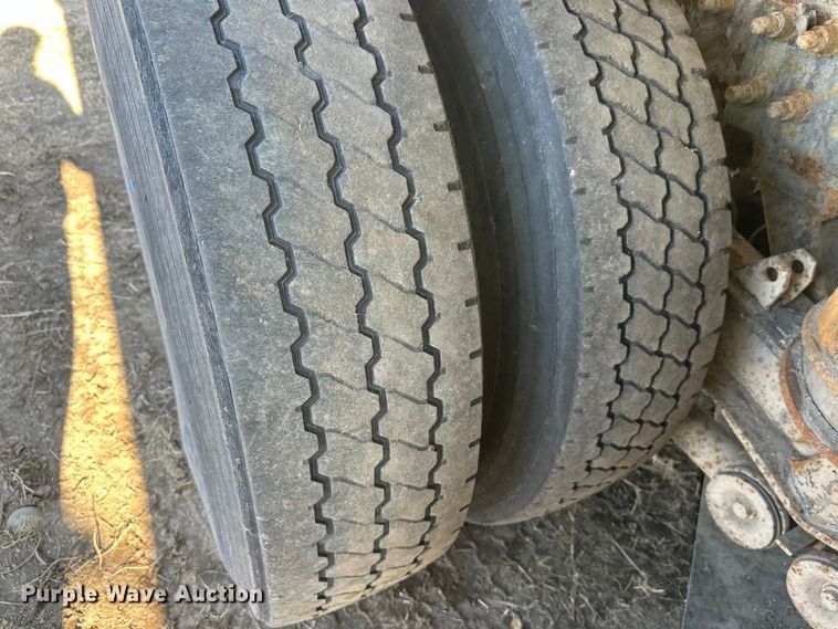 image for item DW4354 2008 International 5500i ready mix truck