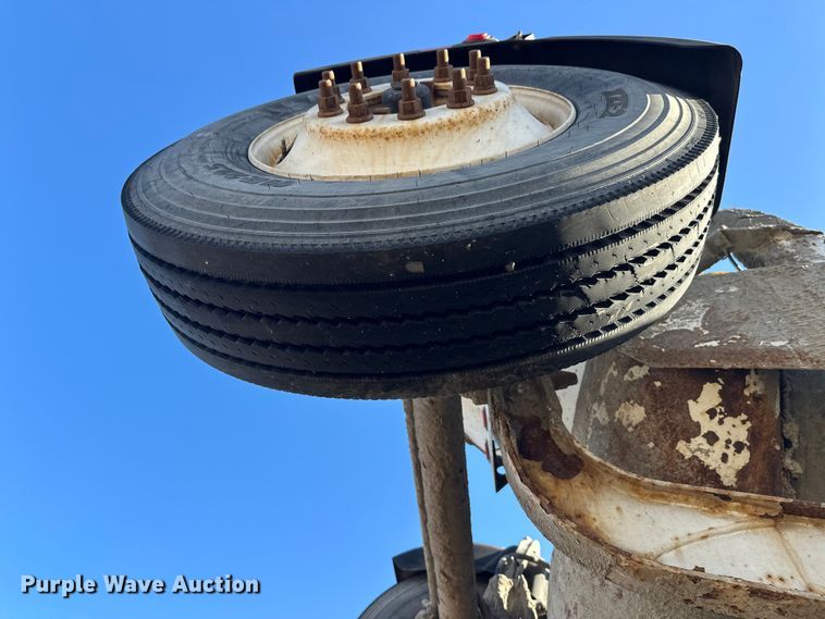 image for item DW4354 2008 International 5500i ready mix truck