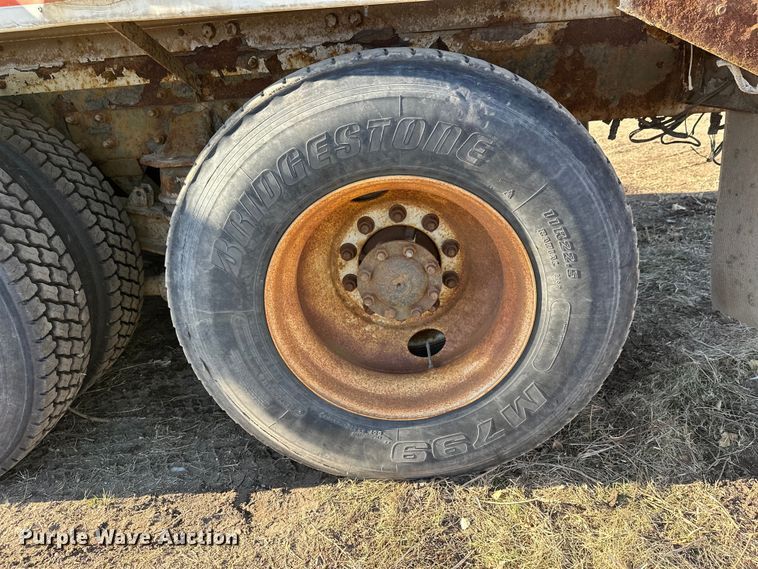 image for item DW4354 2008 International 5500i ready mix truck