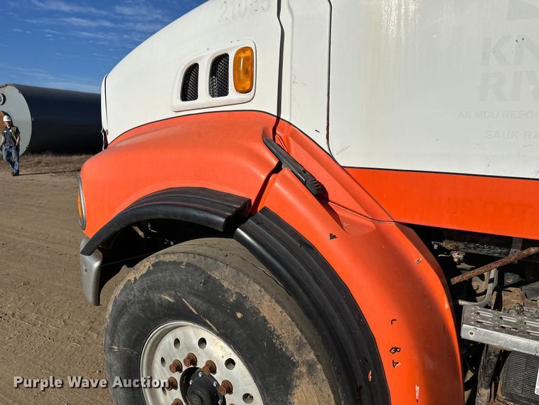 image for item DW4367 2000 Sterling L-Line ready mix truck