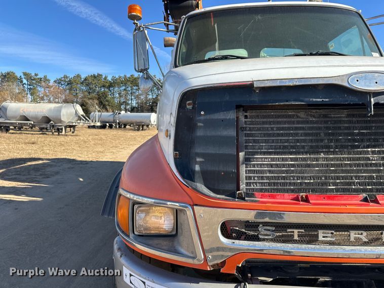 image for item DW4367 2000 Sterling L-Line ready mix truck