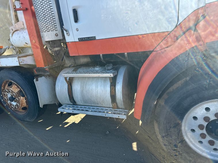 image for item DW4367 2000 Sterling L-Line ready mix truck