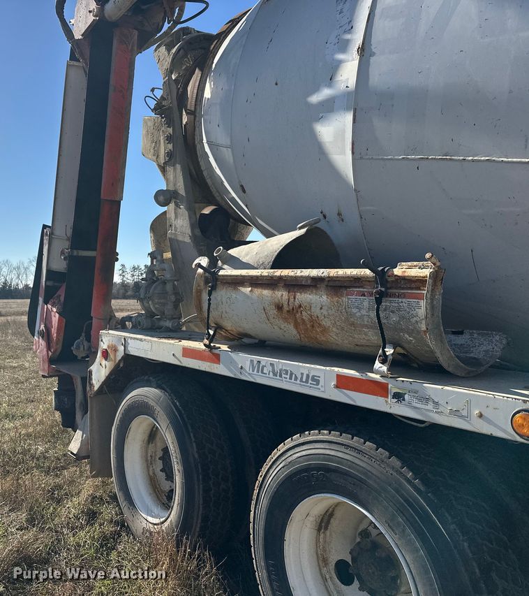 image for item DW4367 2000 Sterling L-Line ready mix truck