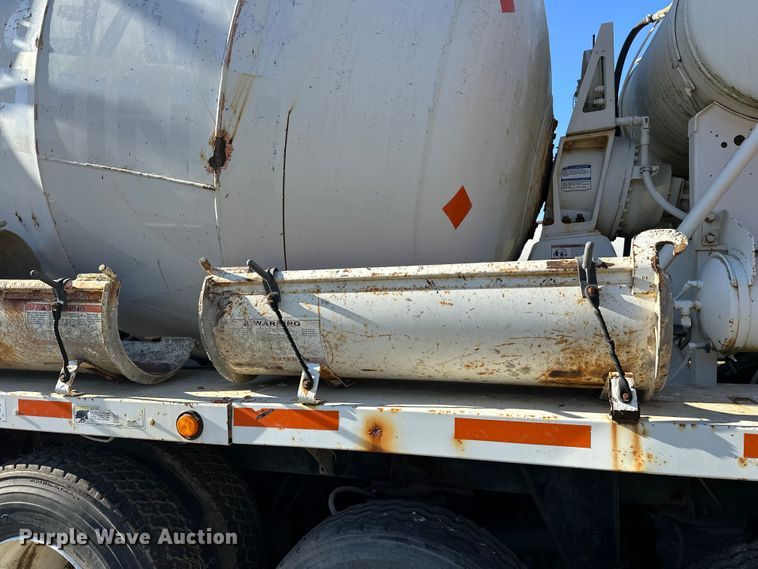 image for item DW4367 2000 Sterling L-Line ready mix truck