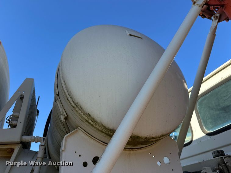 image for item DW4367 2000 Sterling L-Line ready mix truck