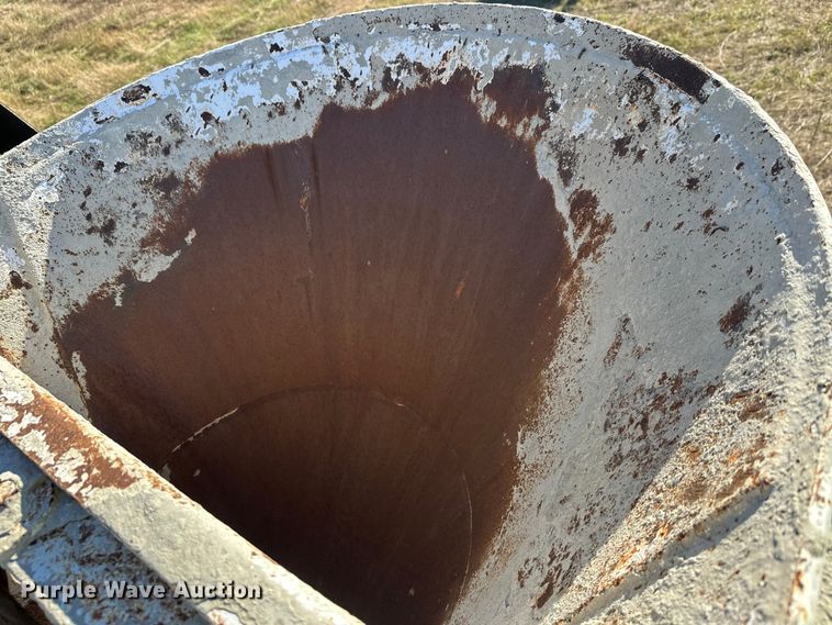 image for item DW4367 2000 Sterling L-Line ready mix truck