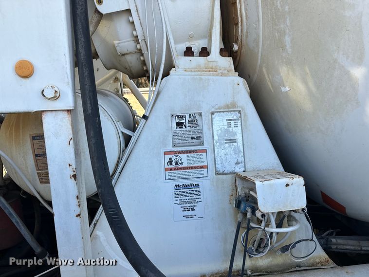 image for item DW4367 2000 Sterling L-Line ready mix truck