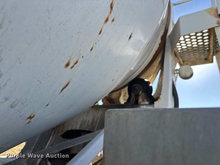 image for item DW4367 2000 Sterling L-Line ready mix truck