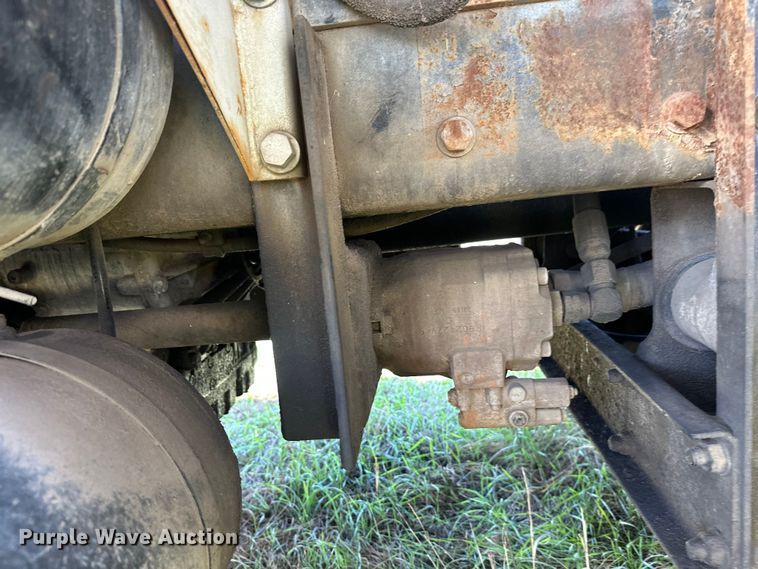 image for item DW4367 2000 Sterling L-Line ready mix truck