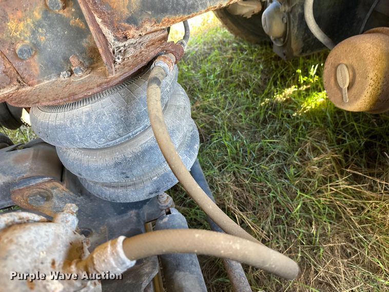 image for item DW4367 2000 Sterling L-Line ready mix truck