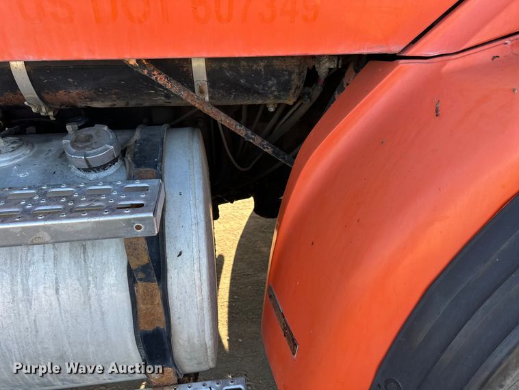 image for item DW4367 2000 Sterling L-Line ready mix truck