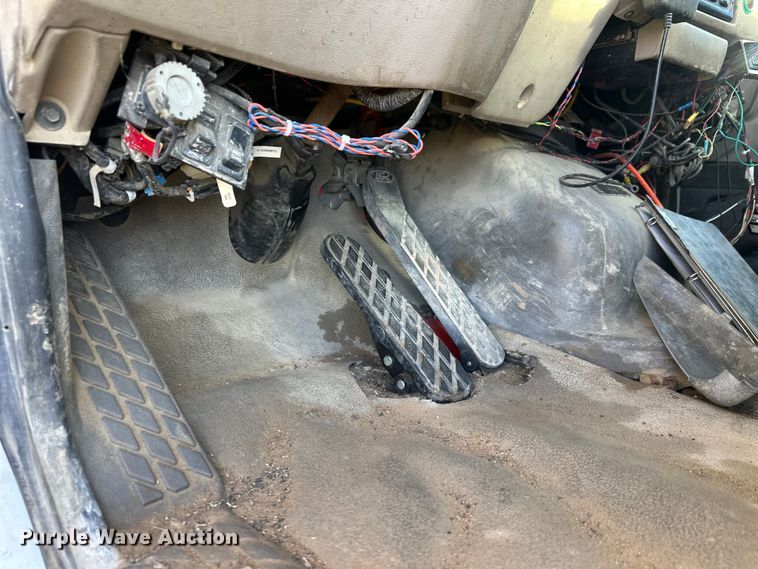 image for item DW4367 2000 Sterling L-Line ready mix truck