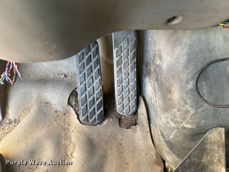 image for item DW4367 2000 Sterling L-Line ready mix truck