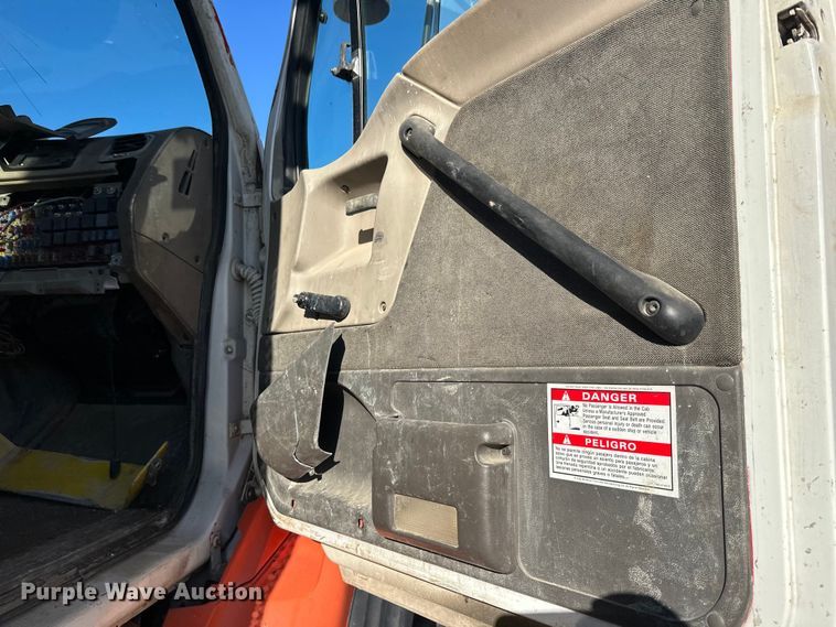 image for item DW4367 2000 Sterling L-Line ready mix truck