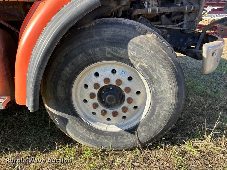 image for item DW4367 2000 Sterling L-Line ready mix truck