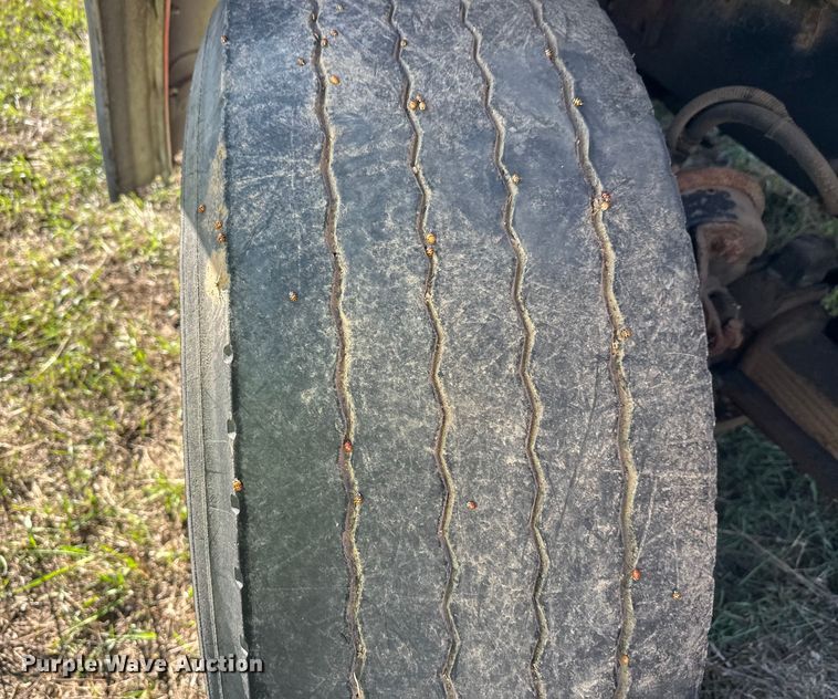 image for item DW4367 2000 Sterling L-Line ready mix truck