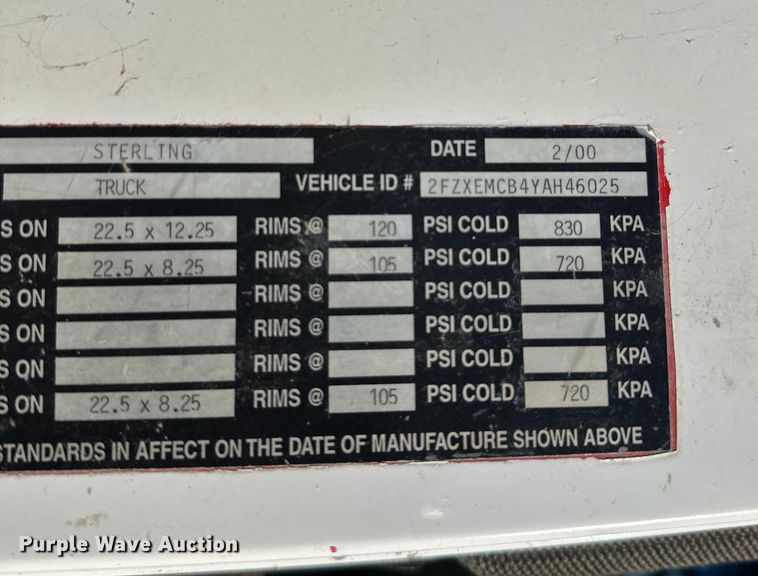 image for item DW4367 2000 Sterling L-Line ready mix truck