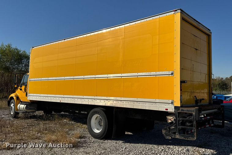 image for item DW6669 2014 International 4300 Durastar box truck