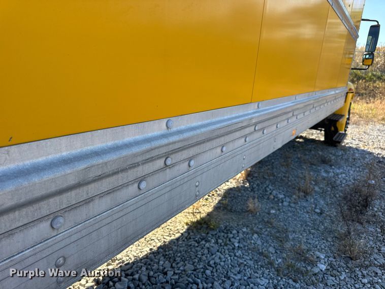 image for item DW6669 2014 International 4300 Durastar box truck