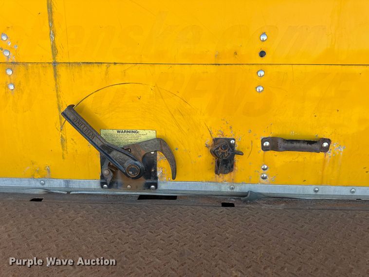 image for item DW6669 2014 International 4300 Durastar box truck