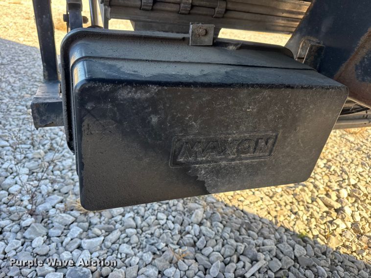 image for item DW6669 2014 International 4300 Durastar box truck