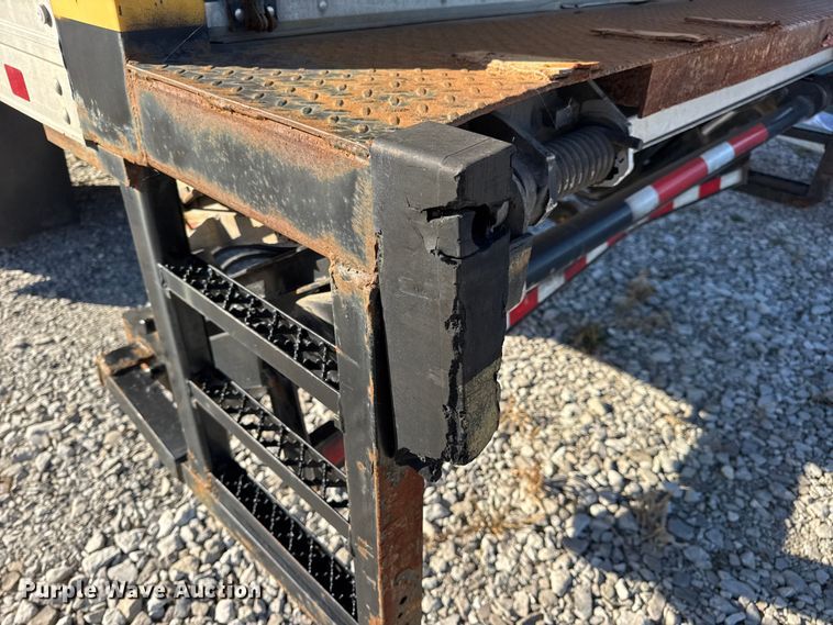 image for item DW6669 2014 International 4300 Durastar box truck