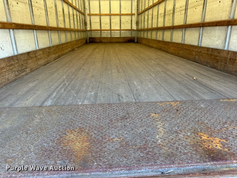 image for item DW6669 2014 International 4300 Durastar box truck