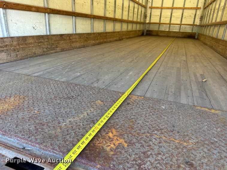 image for item DW6669 2014 International 4300 Durastar box truck