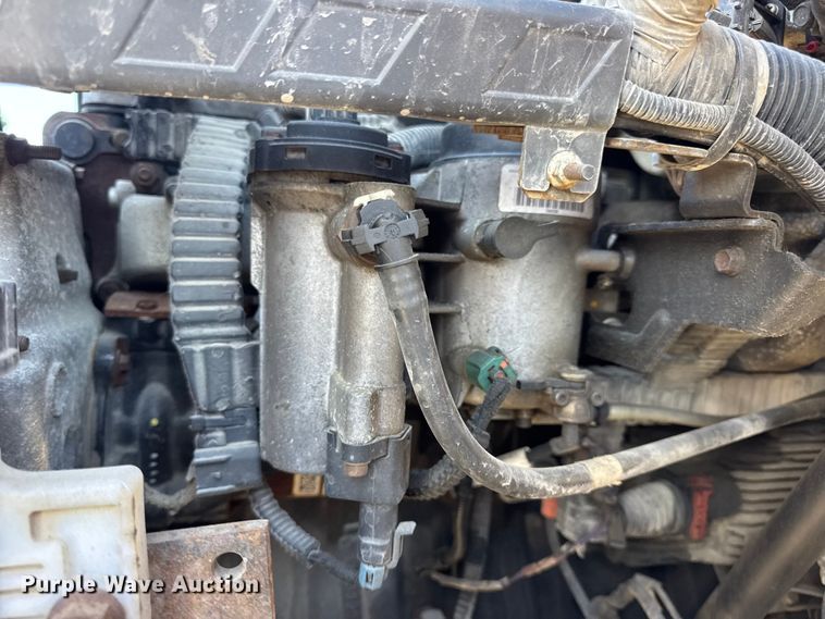 image for item DW6669 2014 International 4300 Durastar box truck