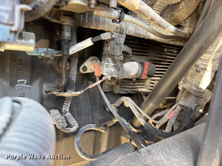 image for item DW6669 2014 International 4300 Durastar box truck