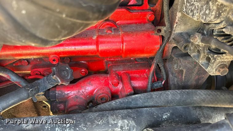 image for item DW6673 2006 International 9900i semi truck