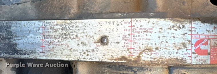 image for item DW6752 2002 International 9400i semi truck