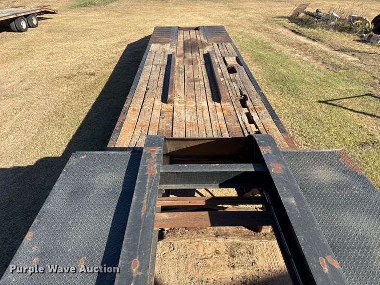 image for item DW6753 2008 Pitts LB35-33 drop deck equipment trailer