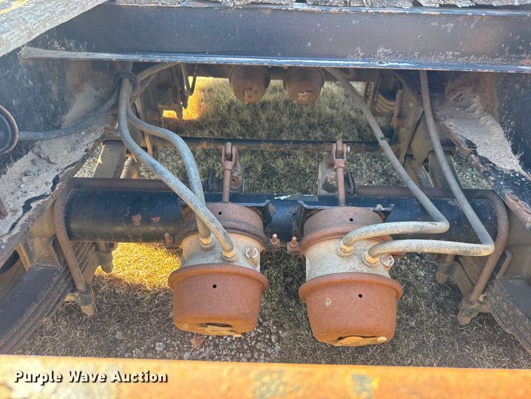 image for item DW6753 2008 Pitts LB35-33 drop deck equipment trailer