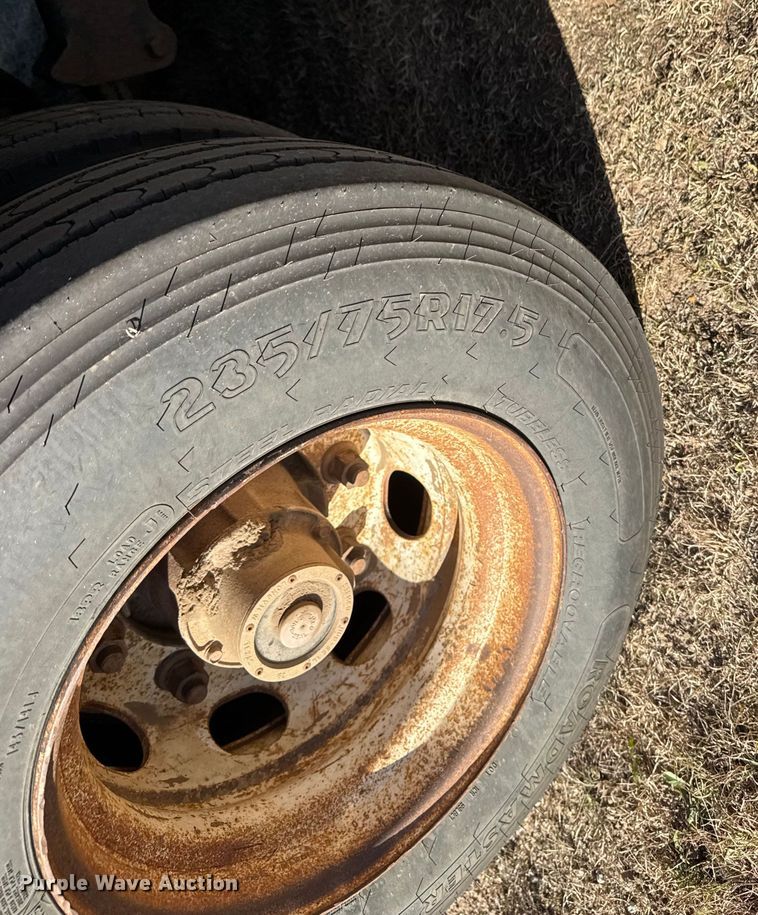 image for item DW6753 2008 Pitts LB35-33 drop deck equipment trailer