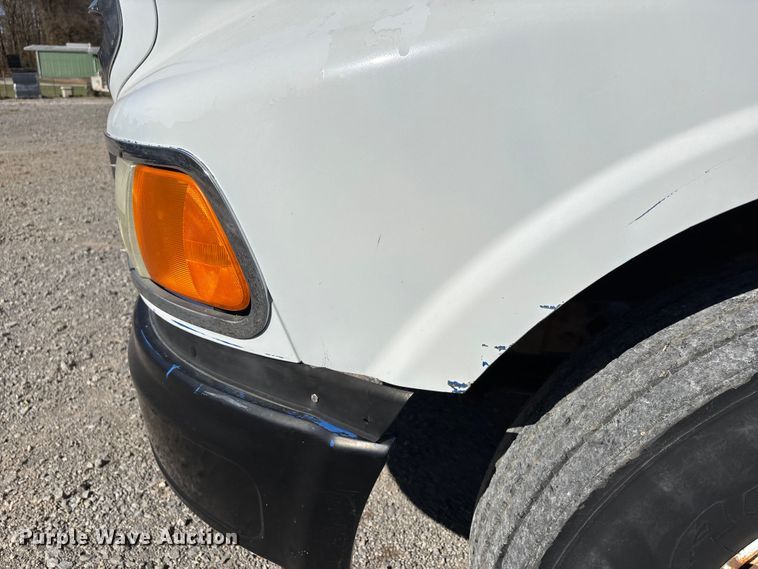 image for item DW7265 2003 Sterling reel truck