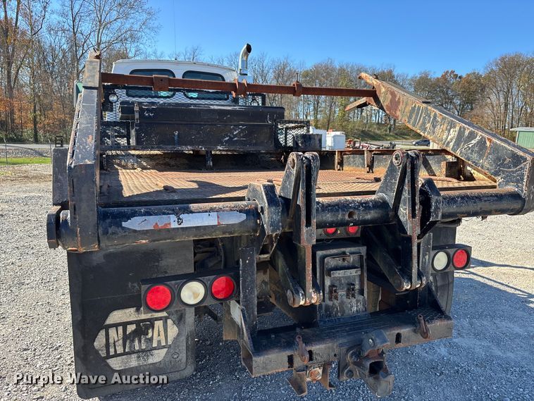 image for item DW7265 2003 Sterling reel truck