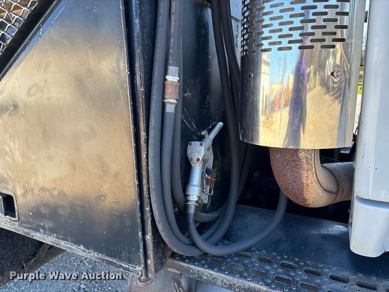 image for item DW7265 2003 Sterling reel truck